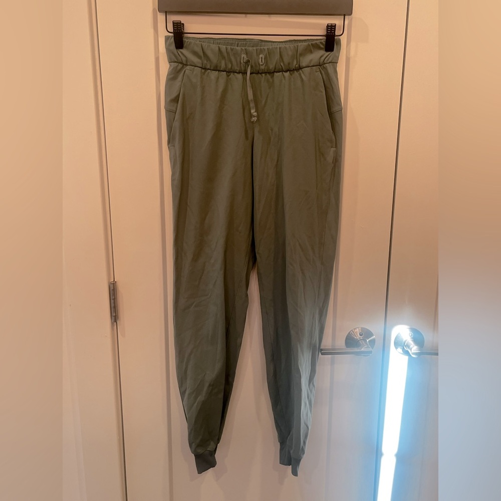 Lululemon Blue Green Ready to Rulu Women’s Joggers (Size 2)